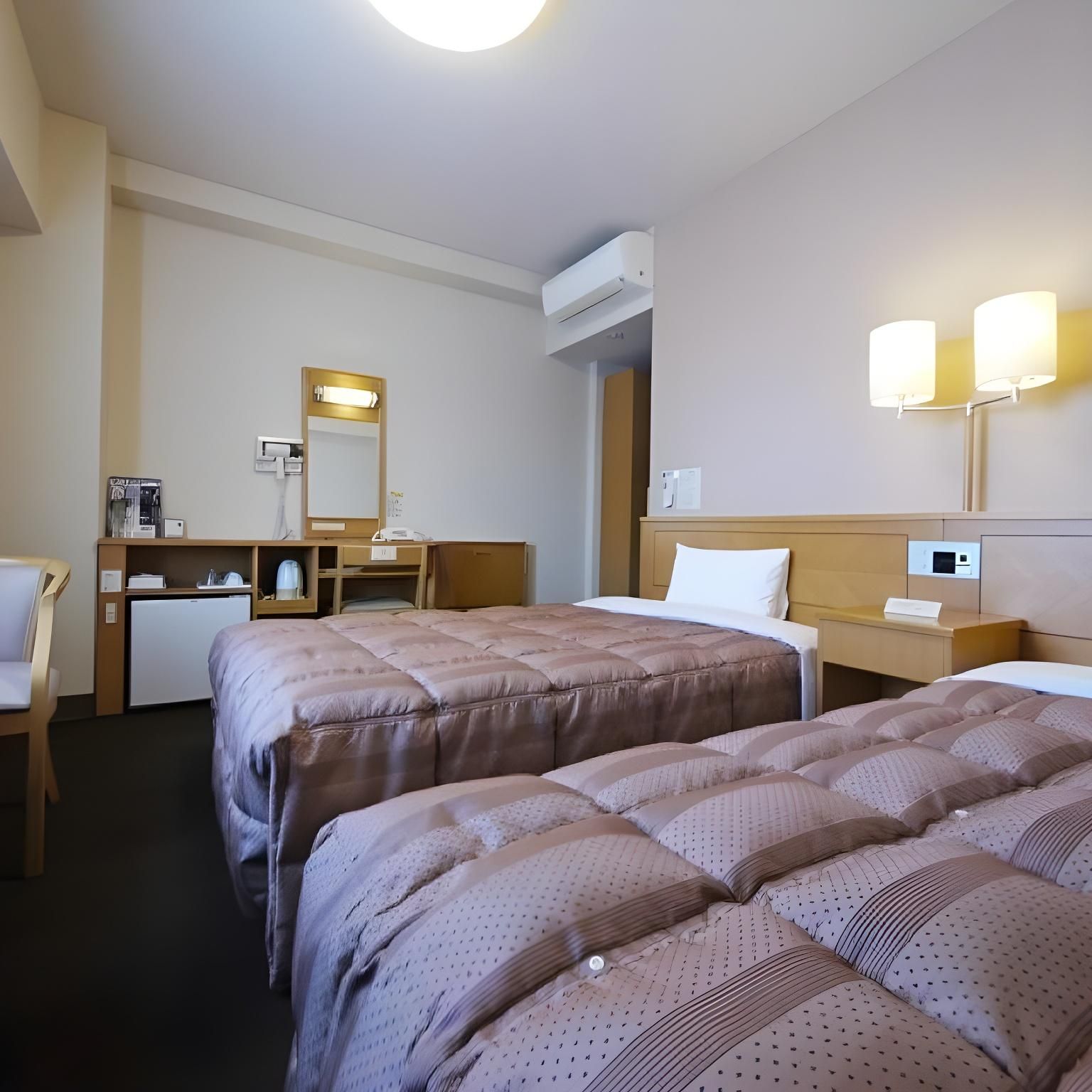 Twin Room - Non-Smoking