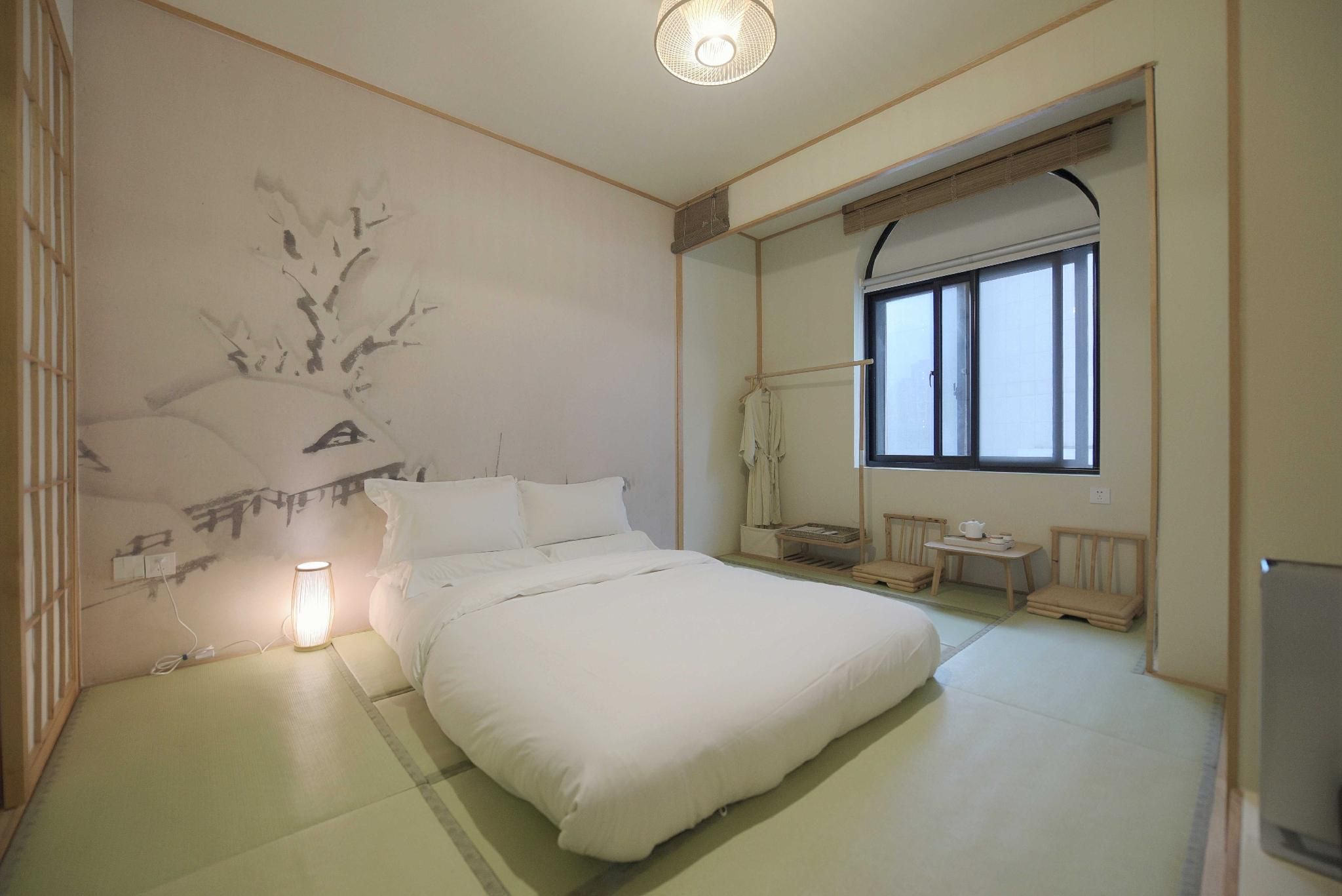 Japanese Deluxe