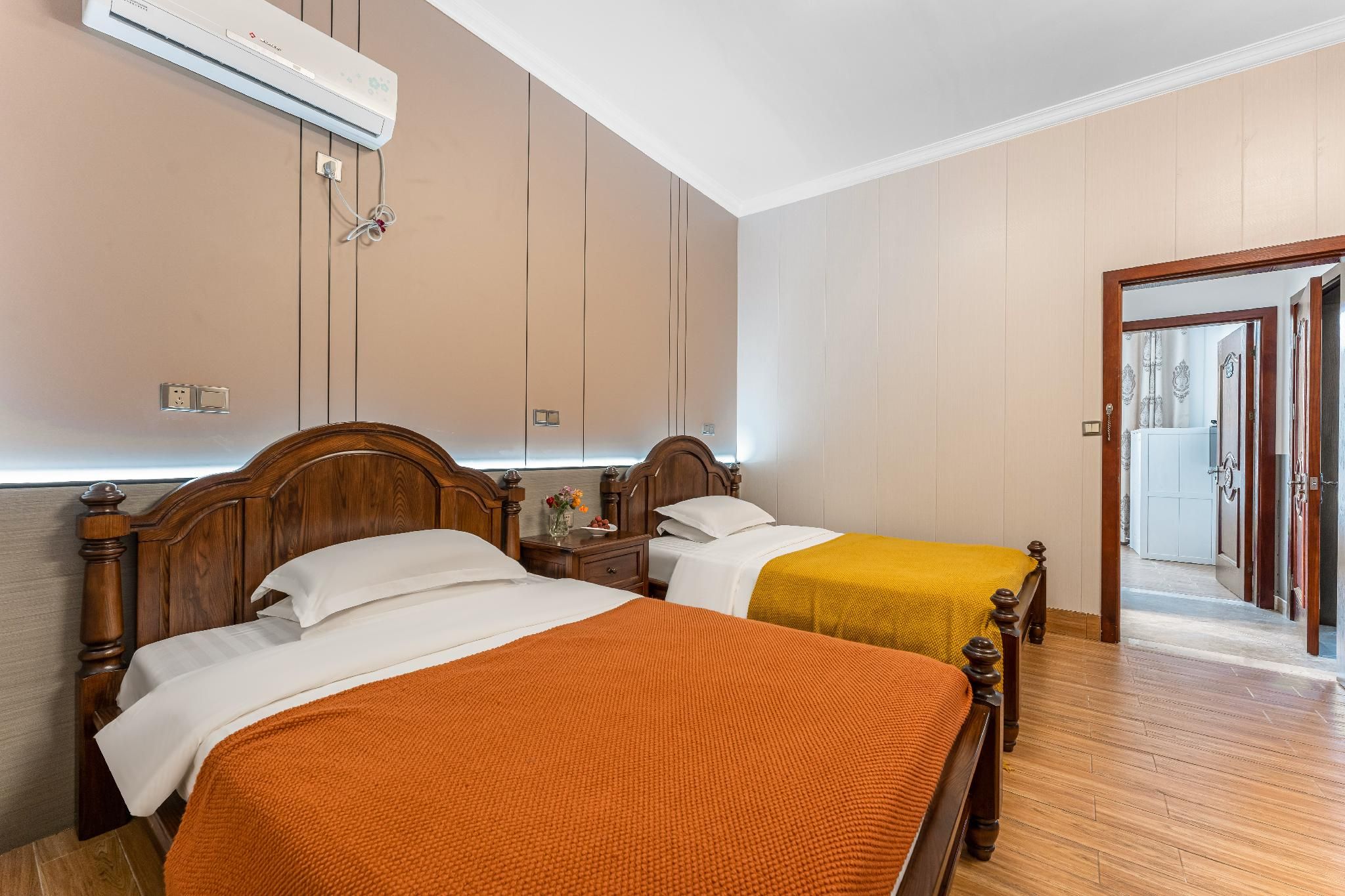 Suite with Double Bed - Non-Smoking