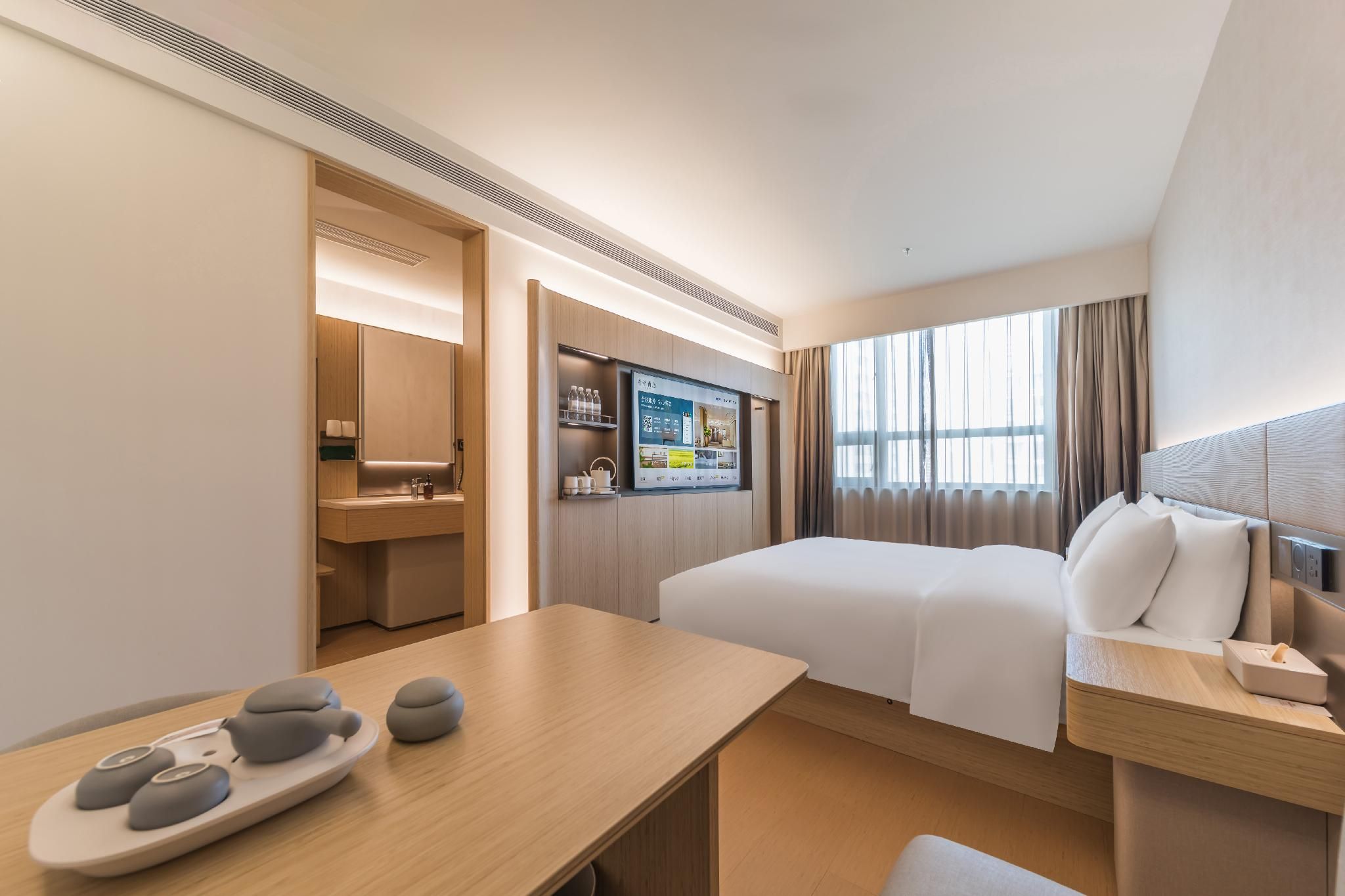 Huazhu - Superior BedRoom