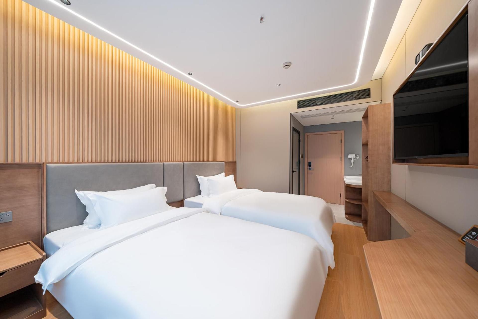Deluxe Double Room with Two Double Beds
