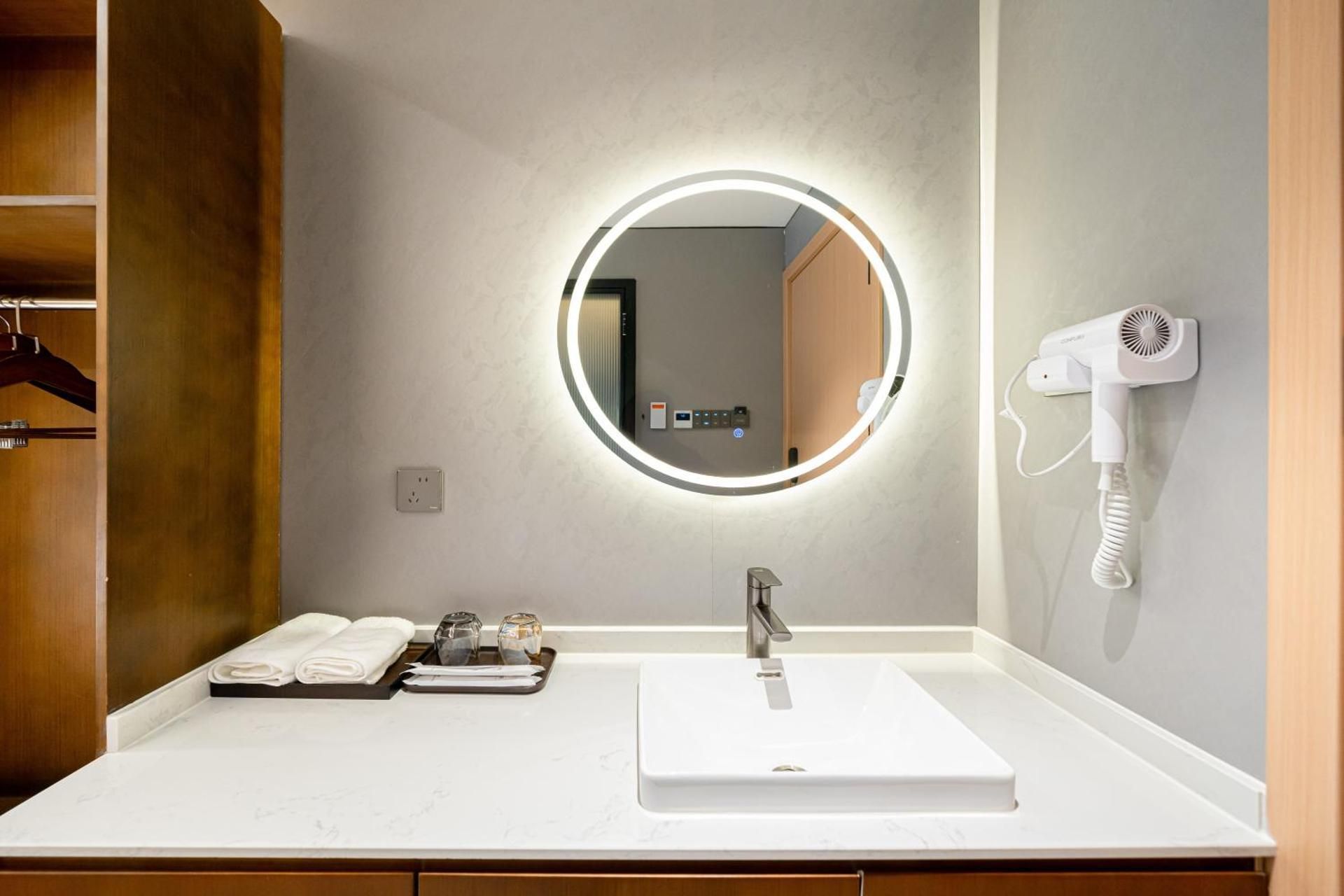 Xihe Hotel - Shanghai Jiuyuan Xietu Road Branch Deluxe King Room 3