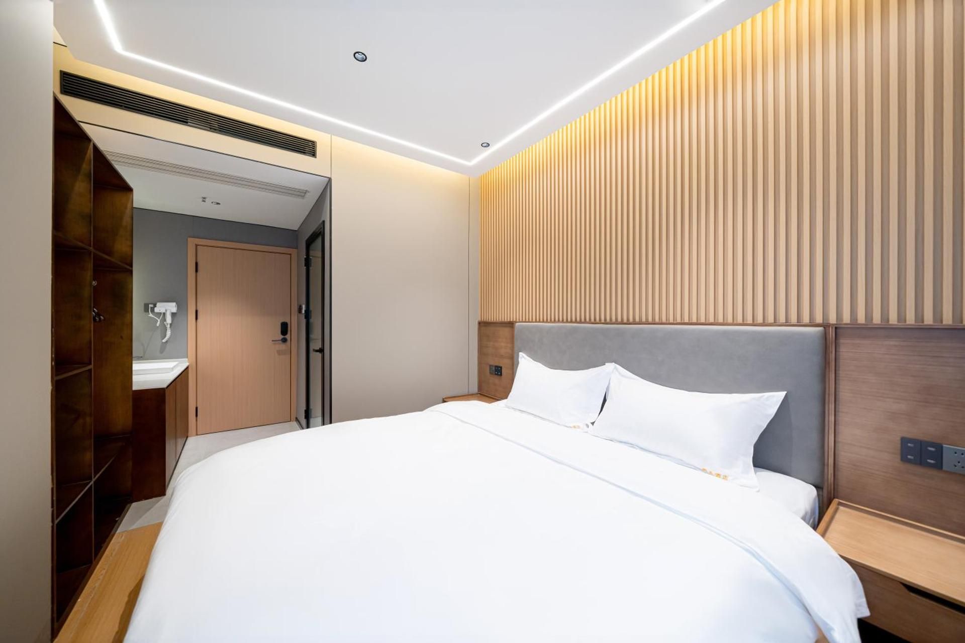 Xihe Hotel - Shanghai Jiuyuan Xietu Road Branch Deluxe King Room 2