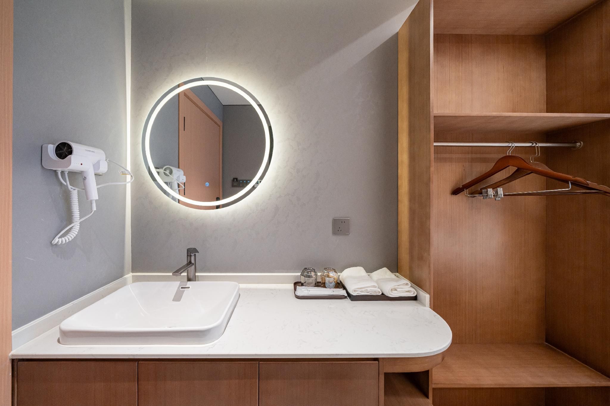 2 Bed Twin Superior Room