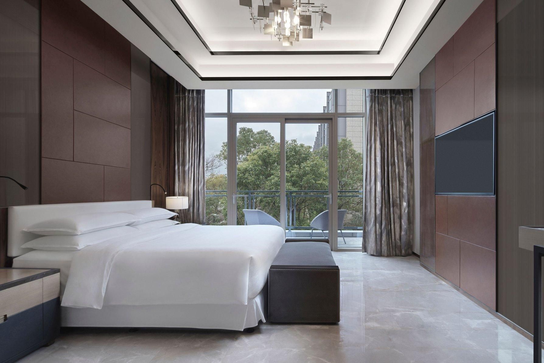 2 Bedroom Villa, Bedroom 1: 1 King, Bedroom 2: 1 King, Garden View