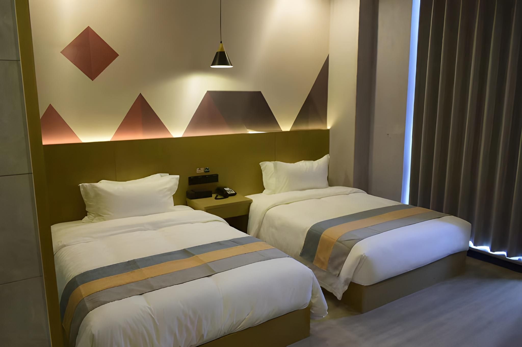 Dossen - Deluxe Bed Room