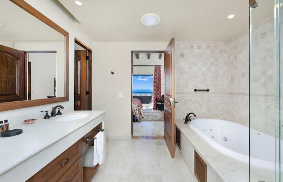 Three-Bedroom Holiday Home 