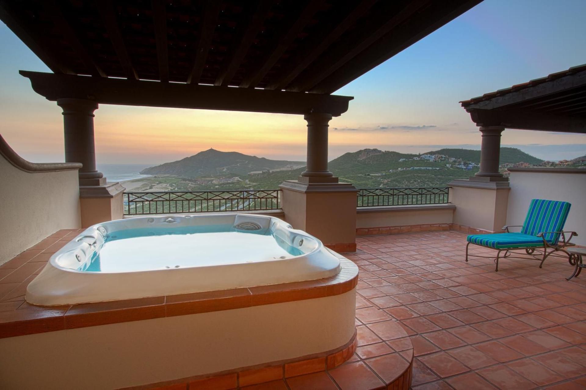 PUEBLO BONITO SUNSET BEACH RESORT ALL INCLUSIVE Super Executive Suite - Ocean View - Jacuzzi