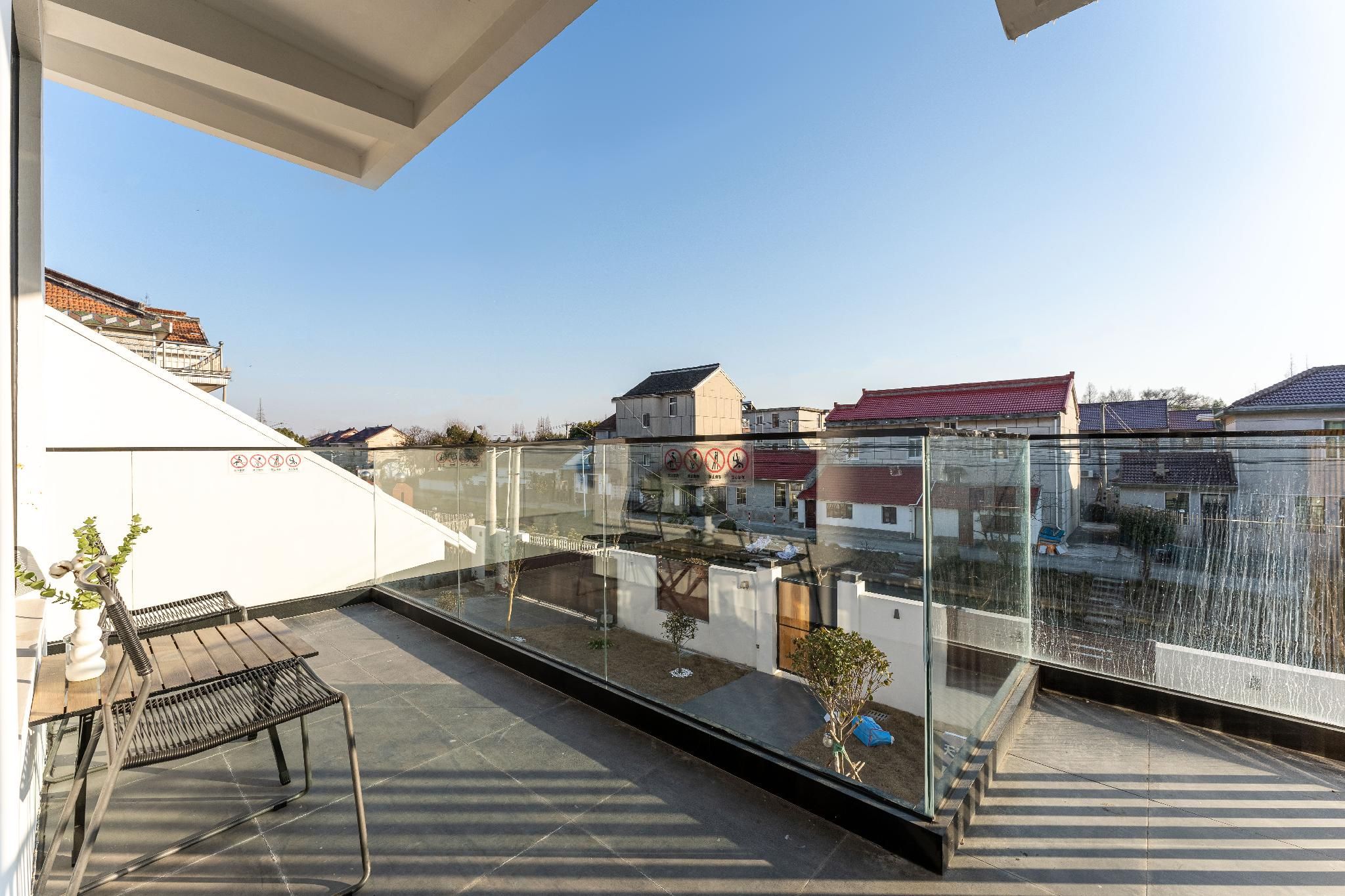 Superior King Room with balcony