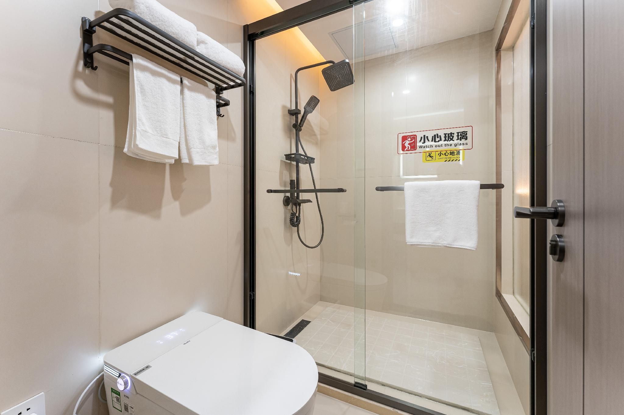 Superior Twin Room B