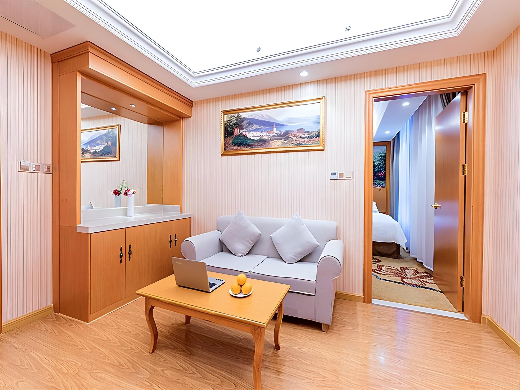 Business Suite