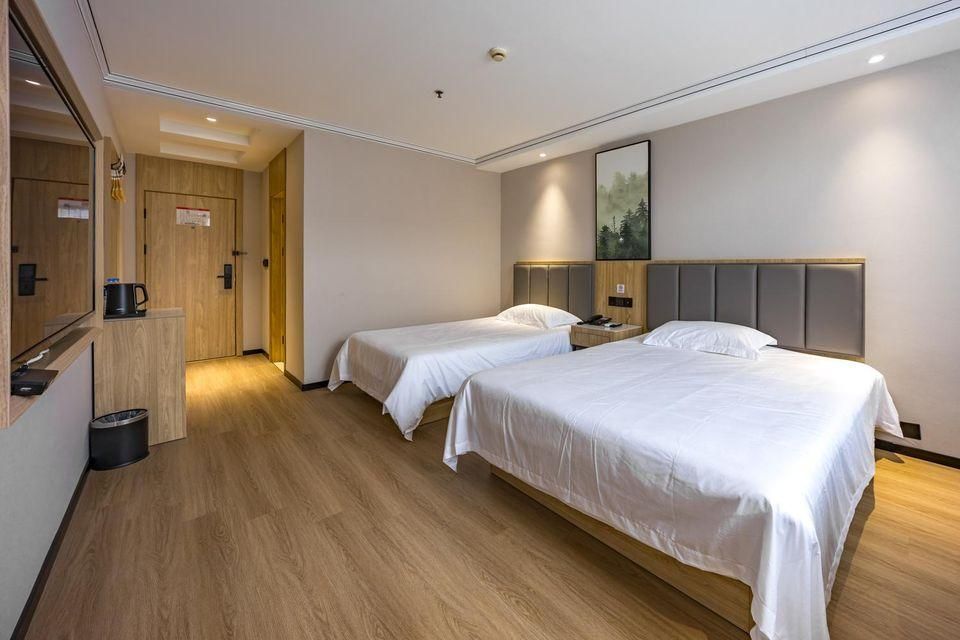 2 Bed Twin Superior Room