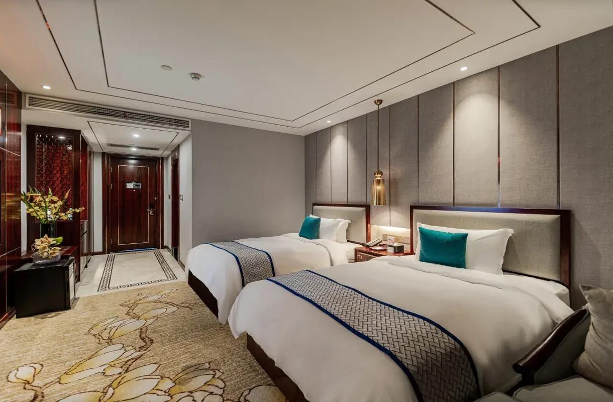 2 Bed Twin Superior Room