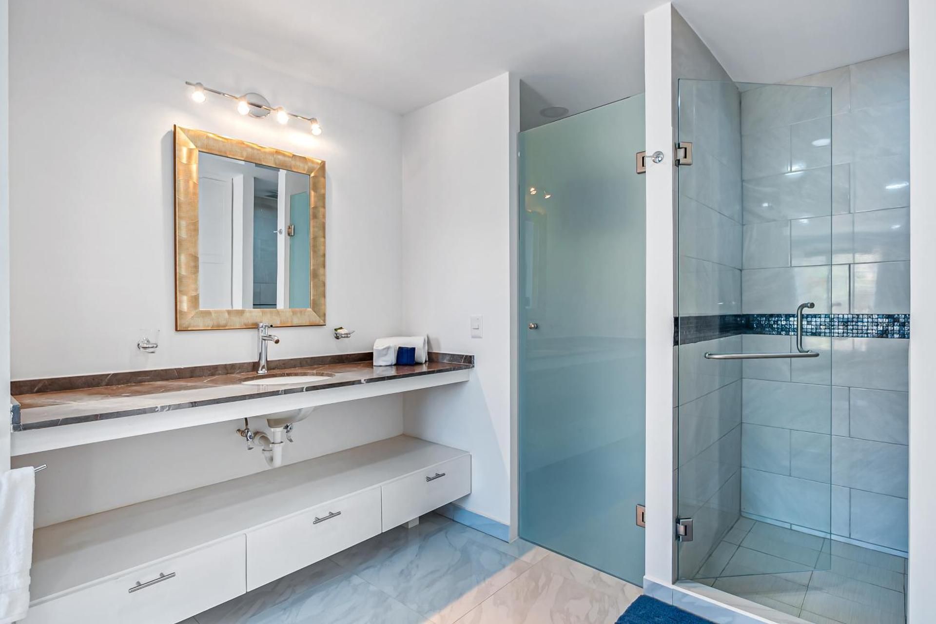 One Bedroom Apartment