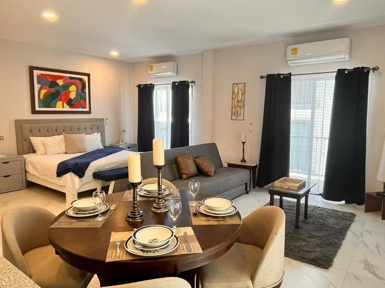 One-Bedroom Apartment