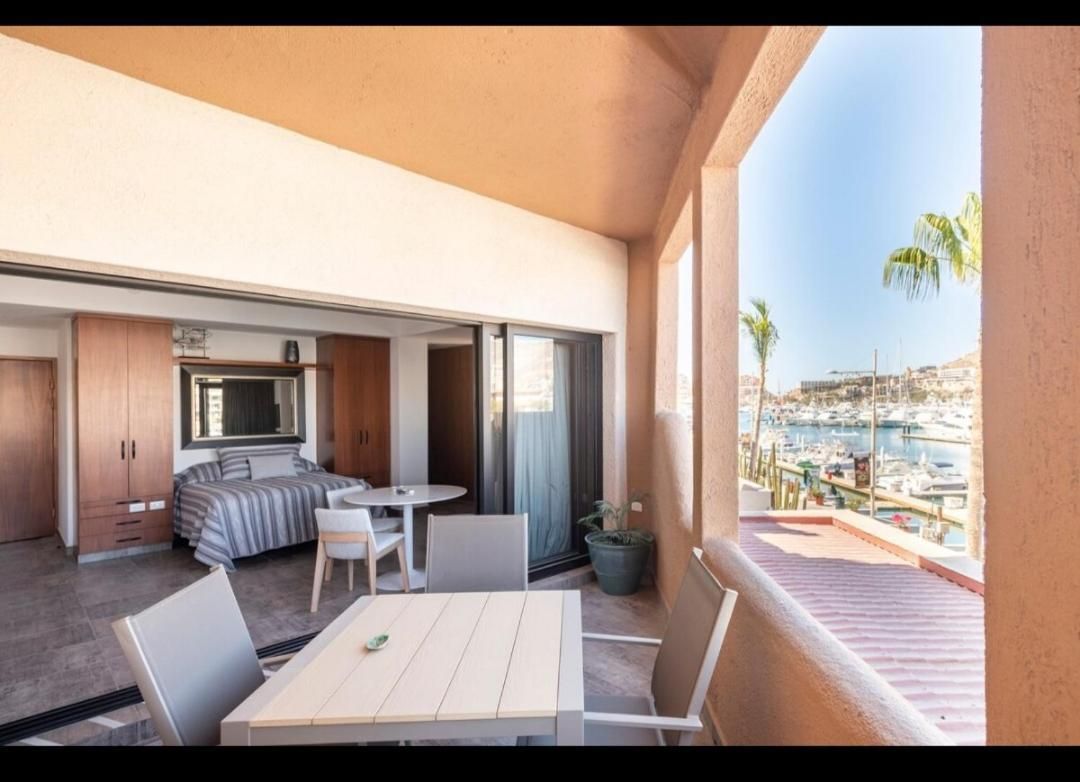 Studio with Balcony