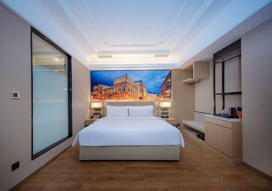 WH - Superior Bed Room