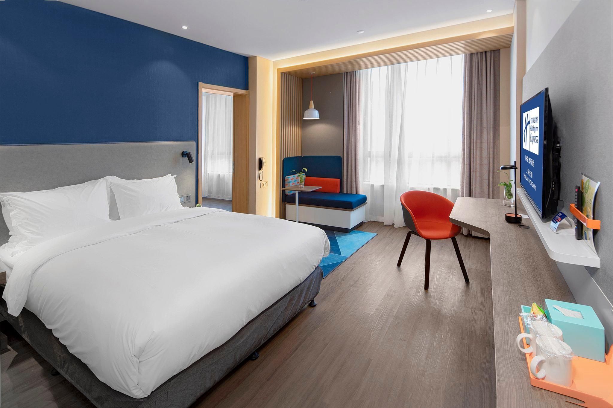 2 Bedroom Suite