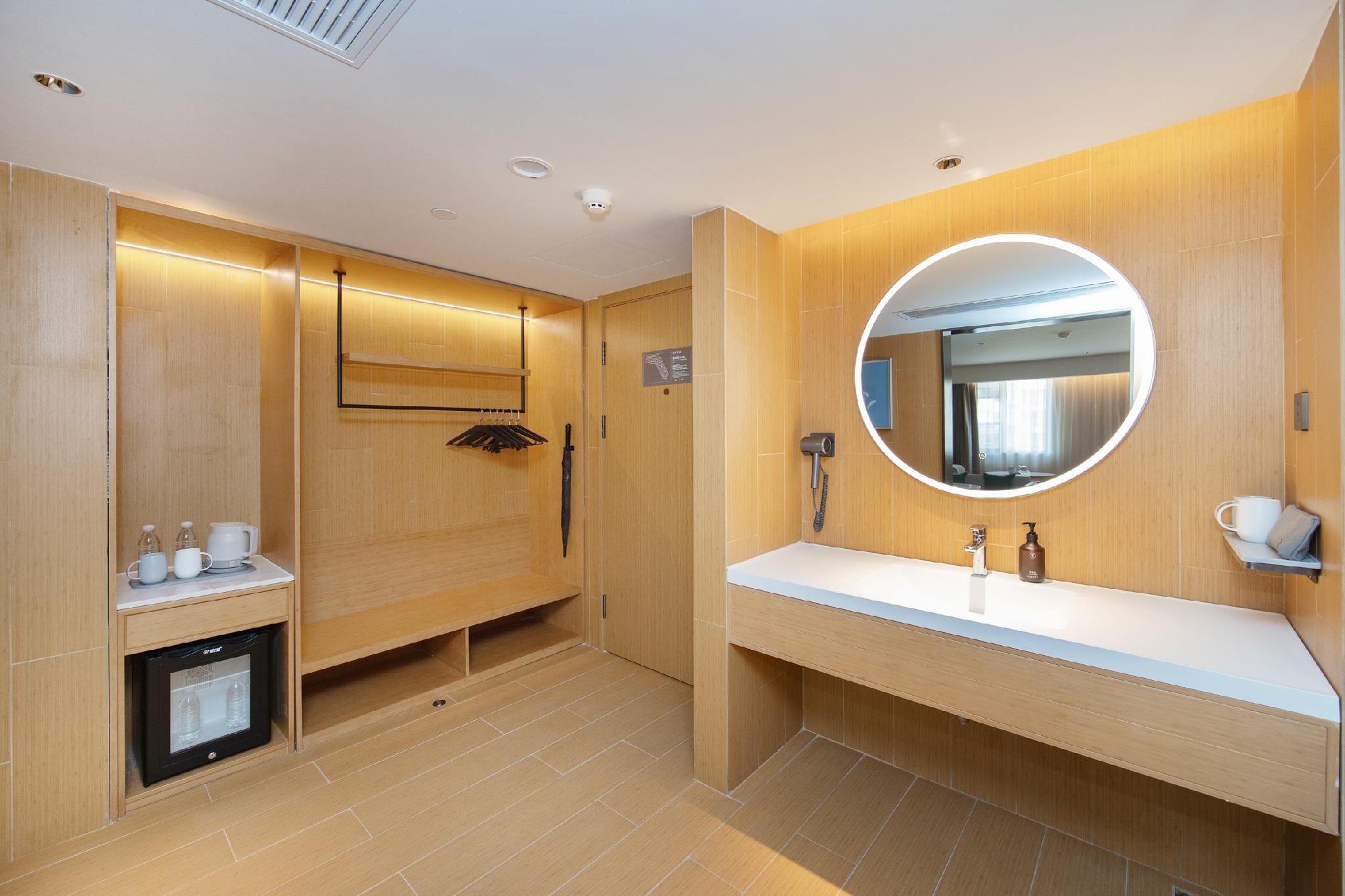 Ji Hotel Shanghai Taopu Nanda Road Huazhu - Superior T Bed Room 3