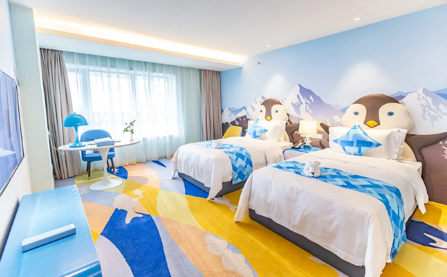 2 Bed Twin Superior Room