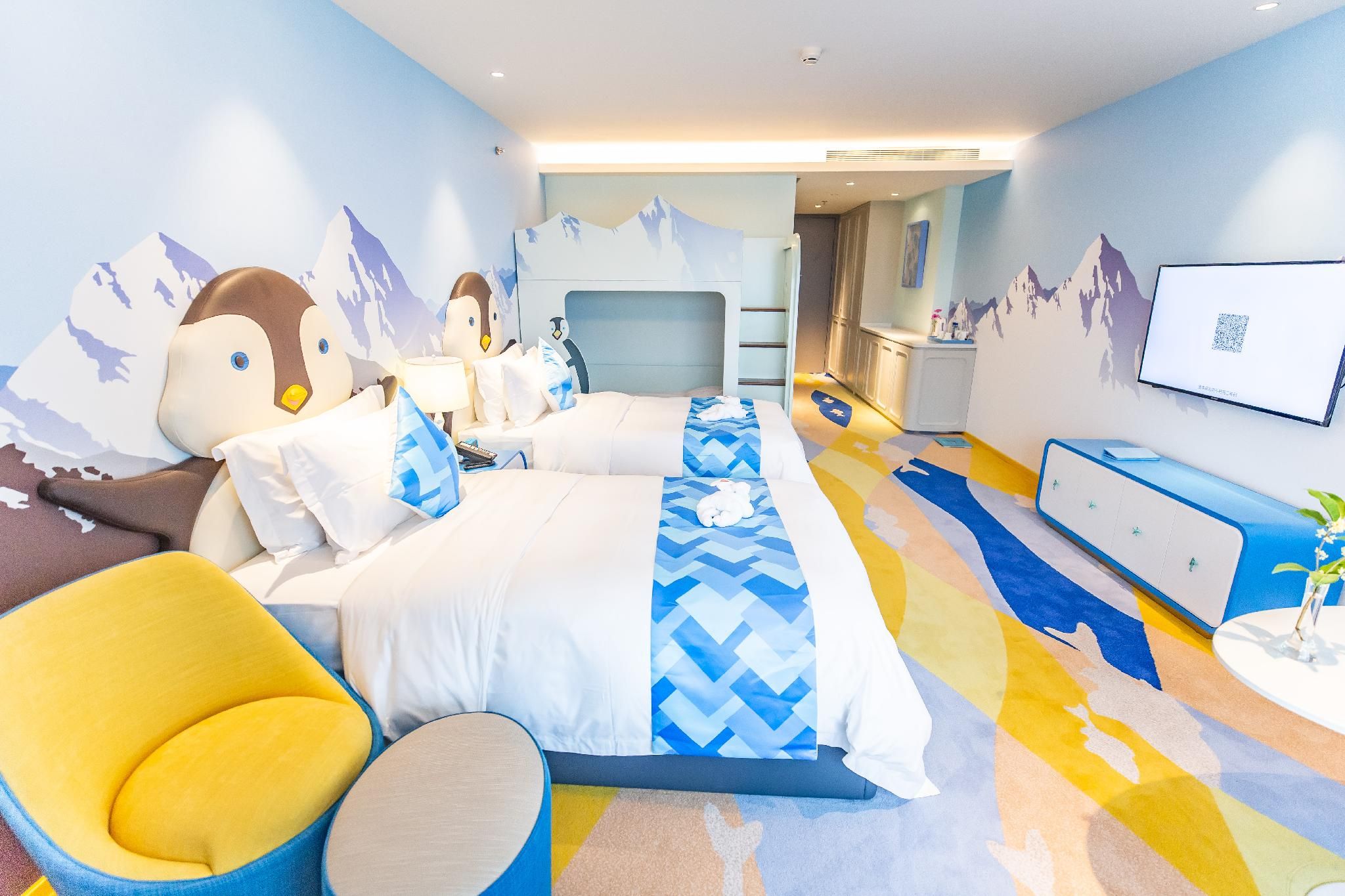 Family Twin Room - Non-Smoking