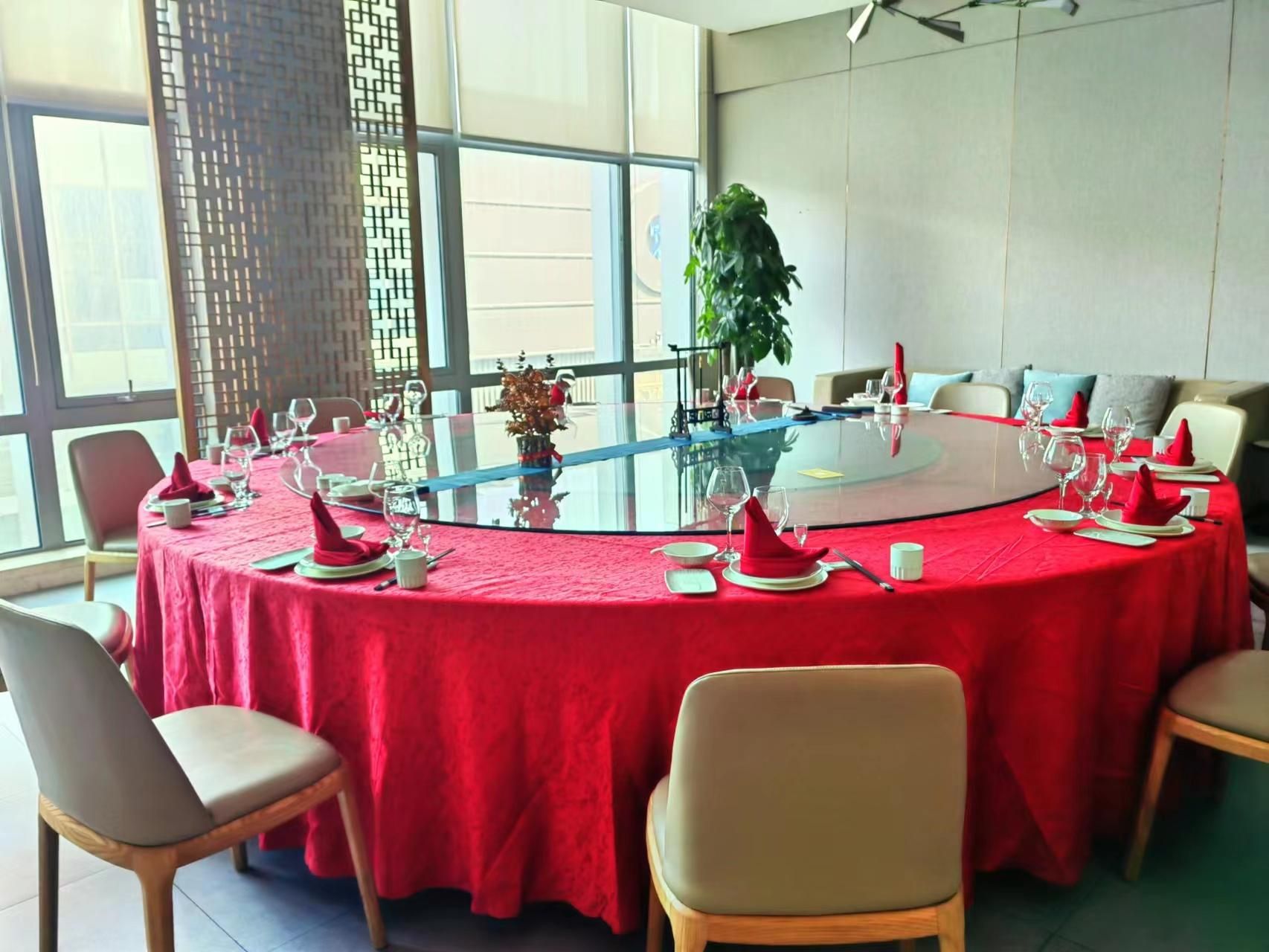 restaurant (private room)