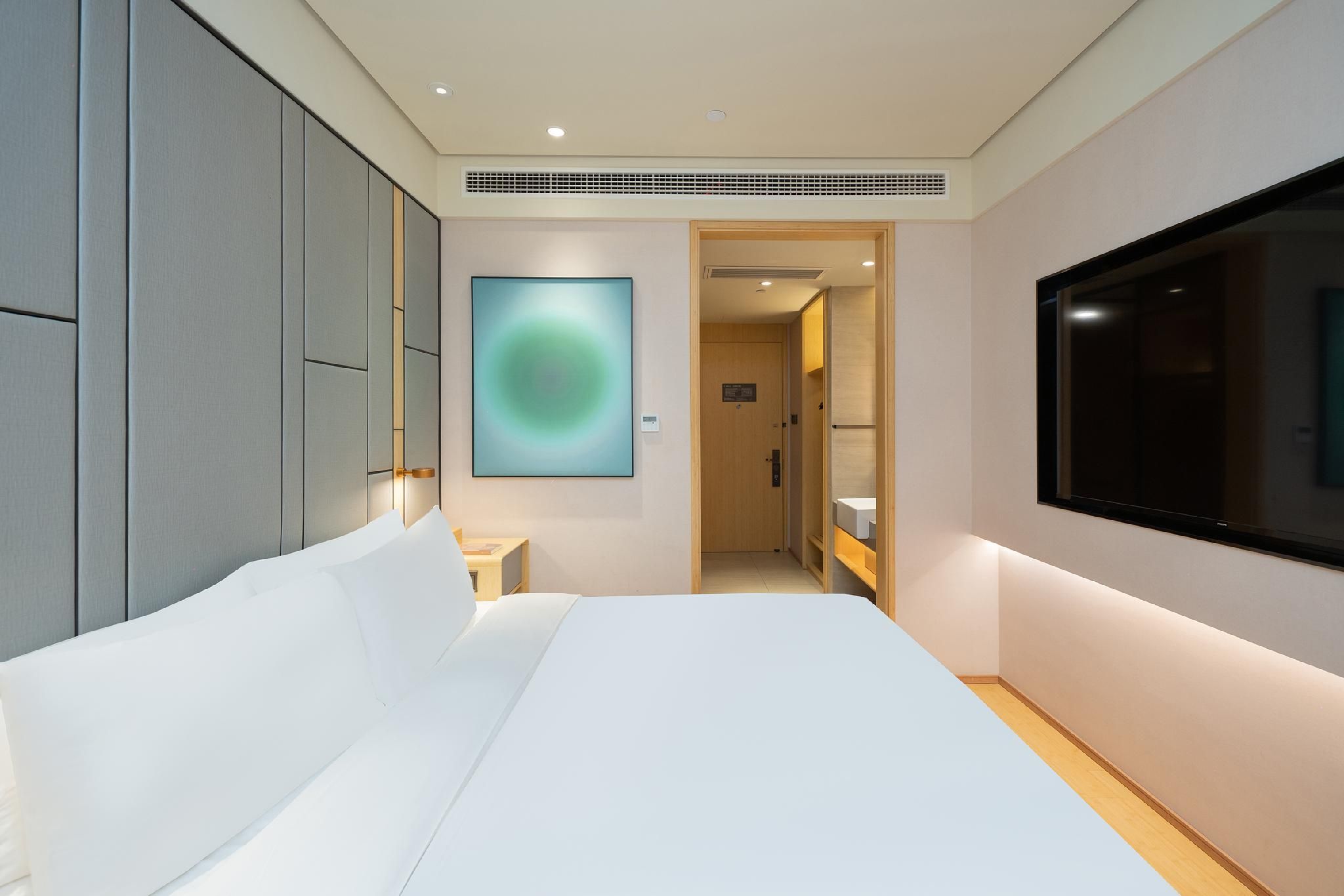Queen Room A