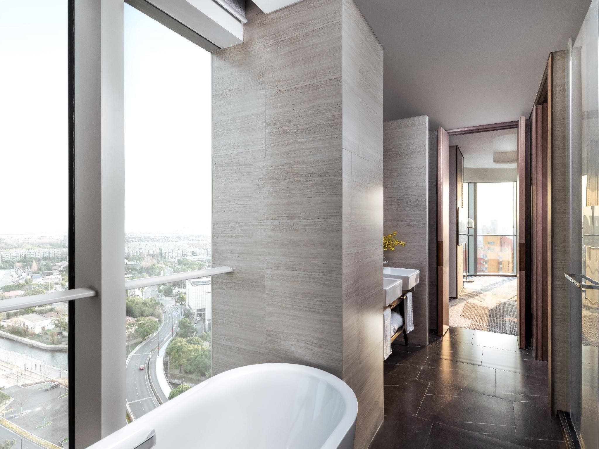 Premier Suite