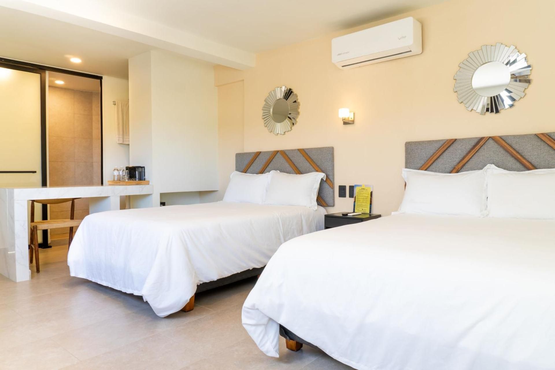 Deluxe Quadruple Room