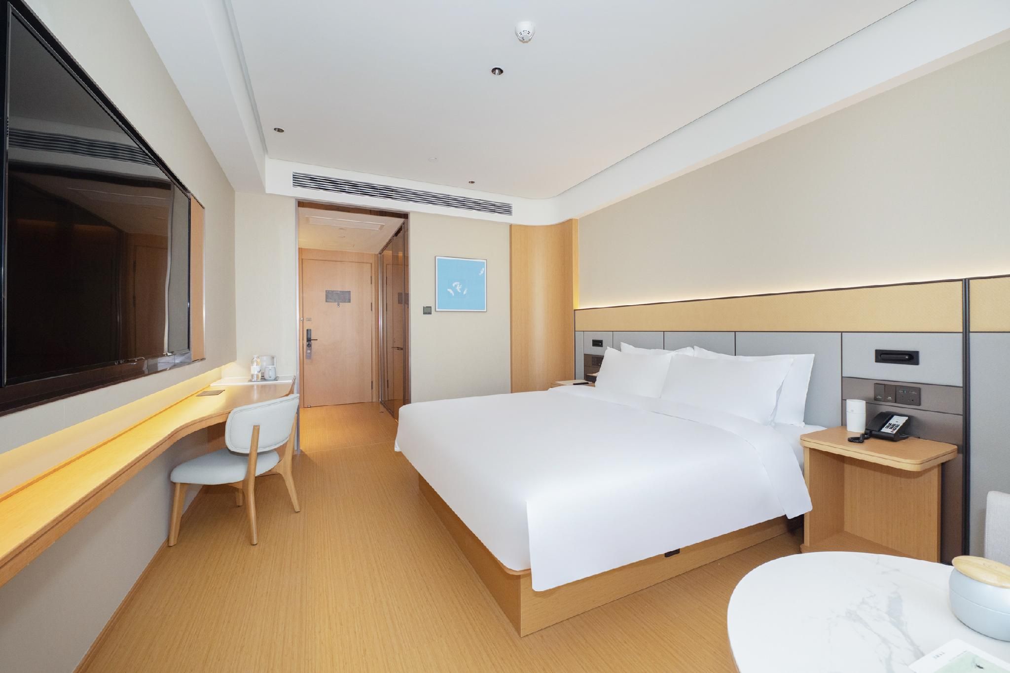 Huazhu - Superior BedRoom