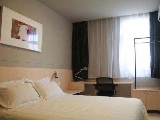 WH - Standard Daxiao Twin Room