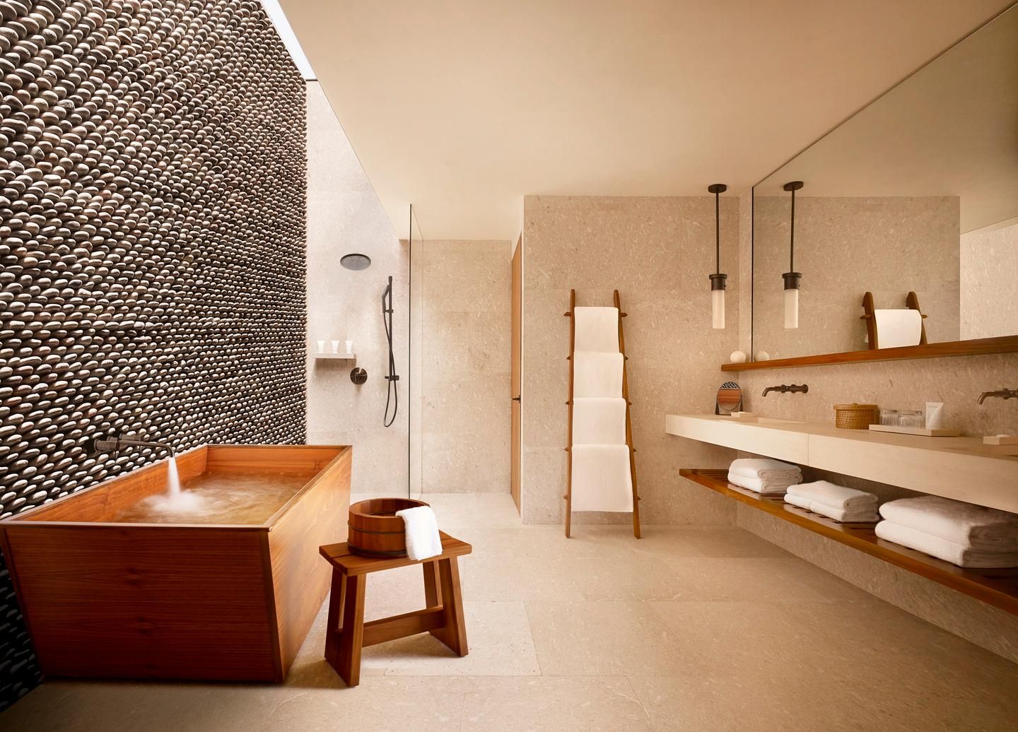 Junior Suite Swim Up Ocean Front - King