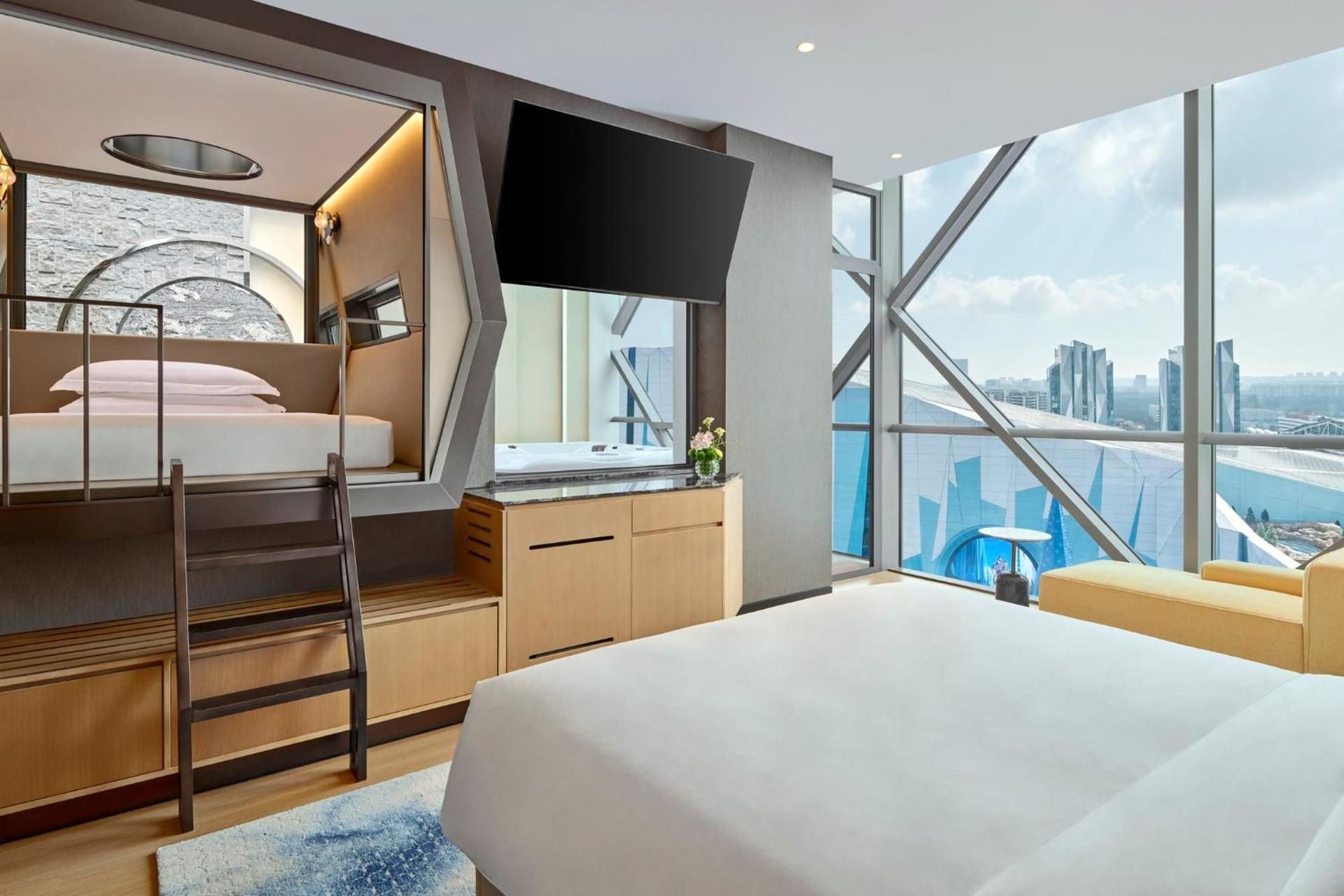 Standard Room with One King and One Single Bed - Kid Theme