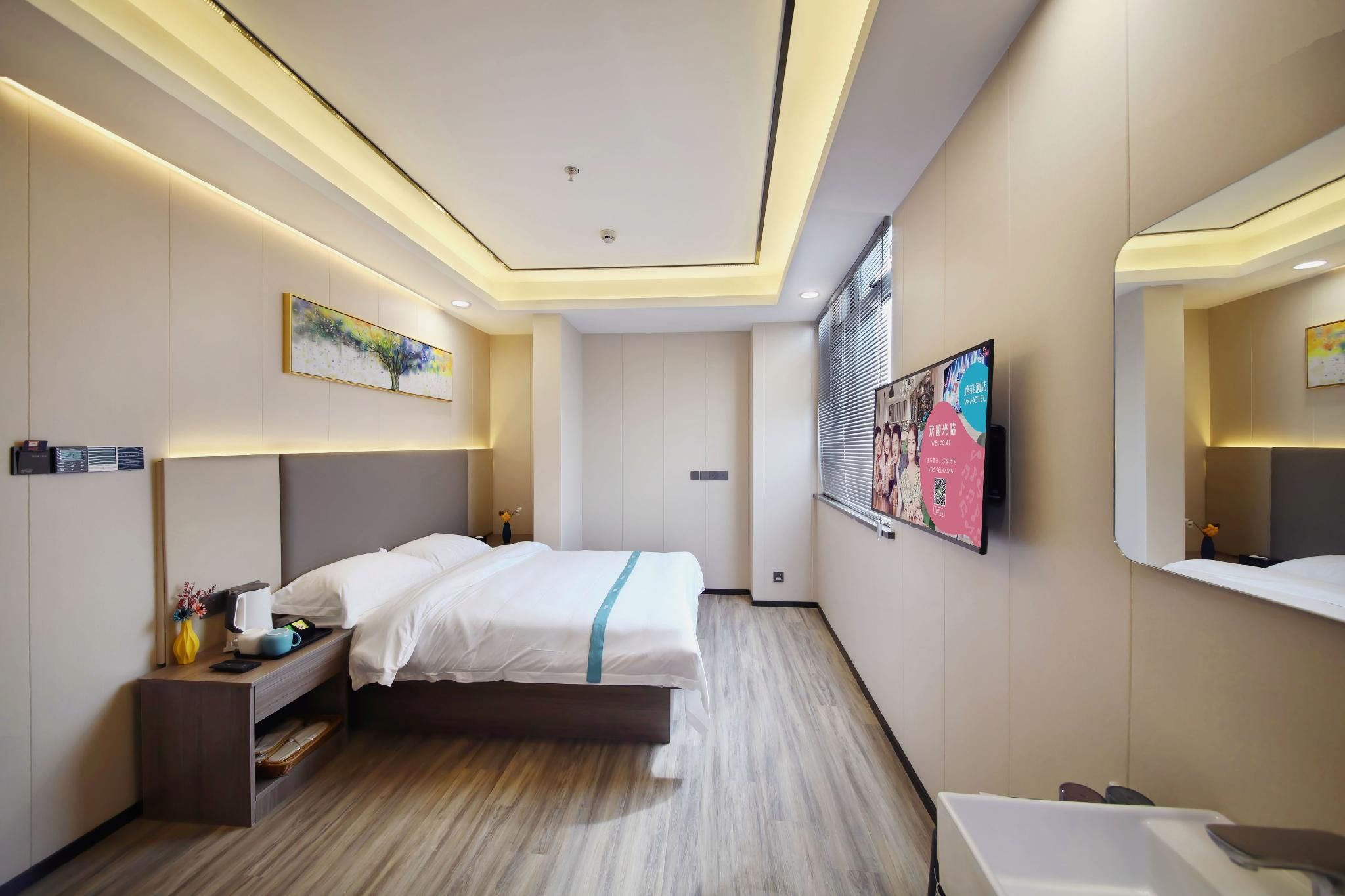 Superior Room Queen