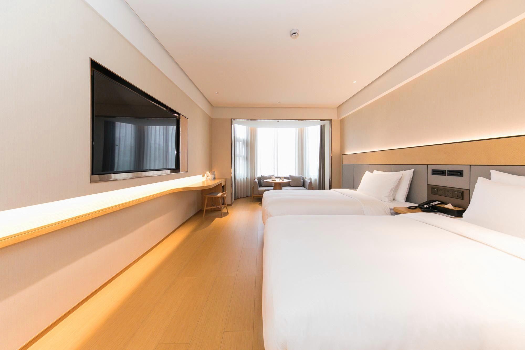 Twin Business Room
