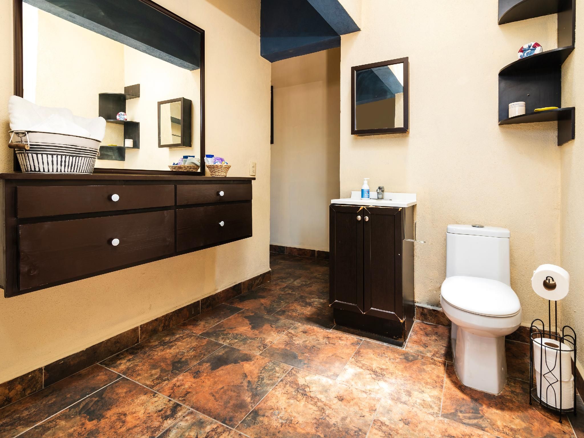 2 Bedroom Deluxe Apartment