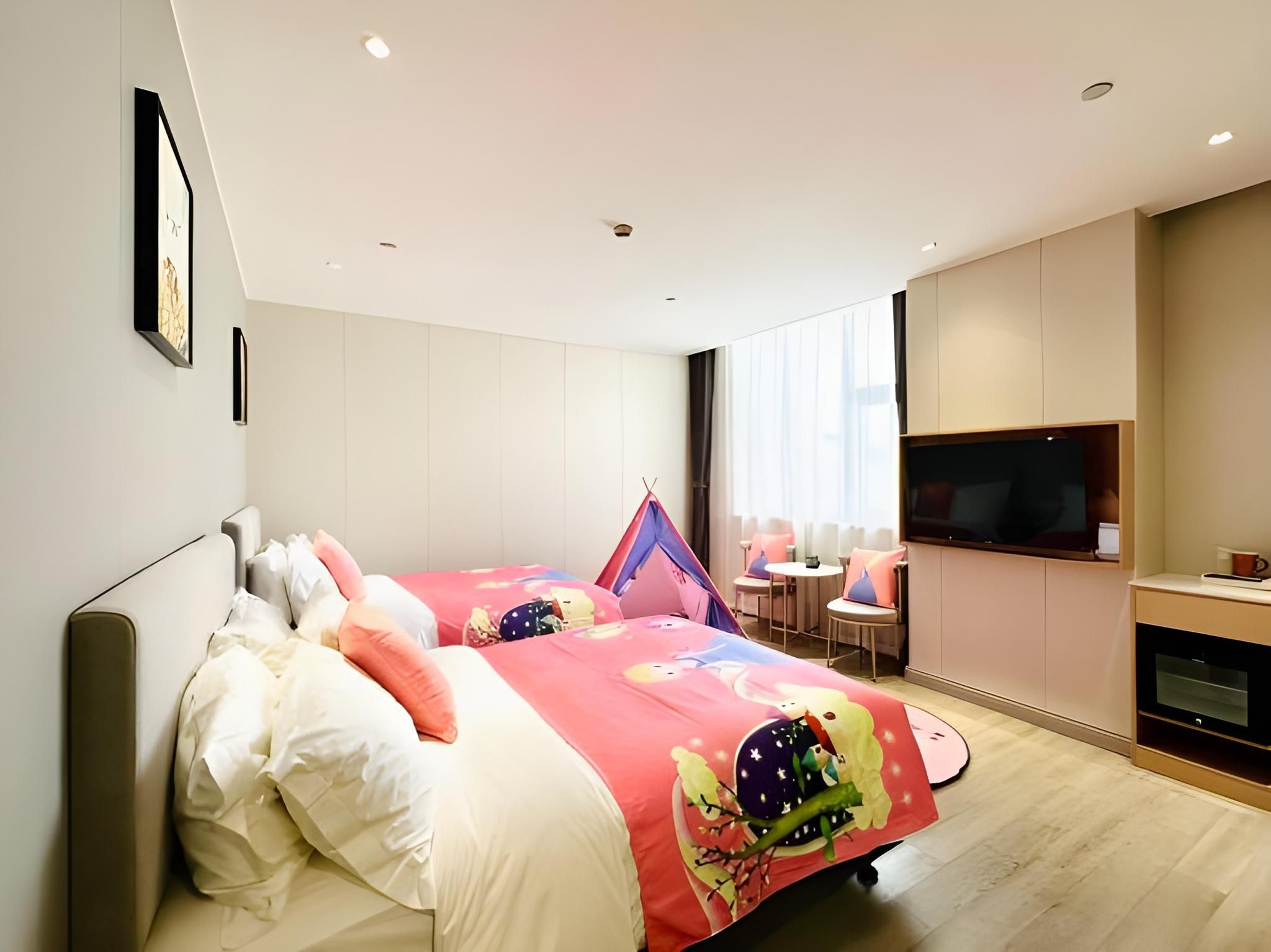 Family Themed Room