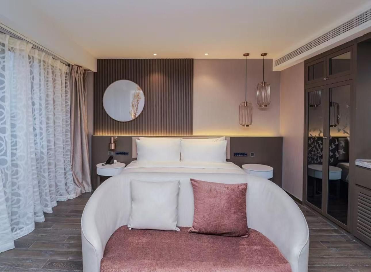 Deluxe Double Room with Bath
