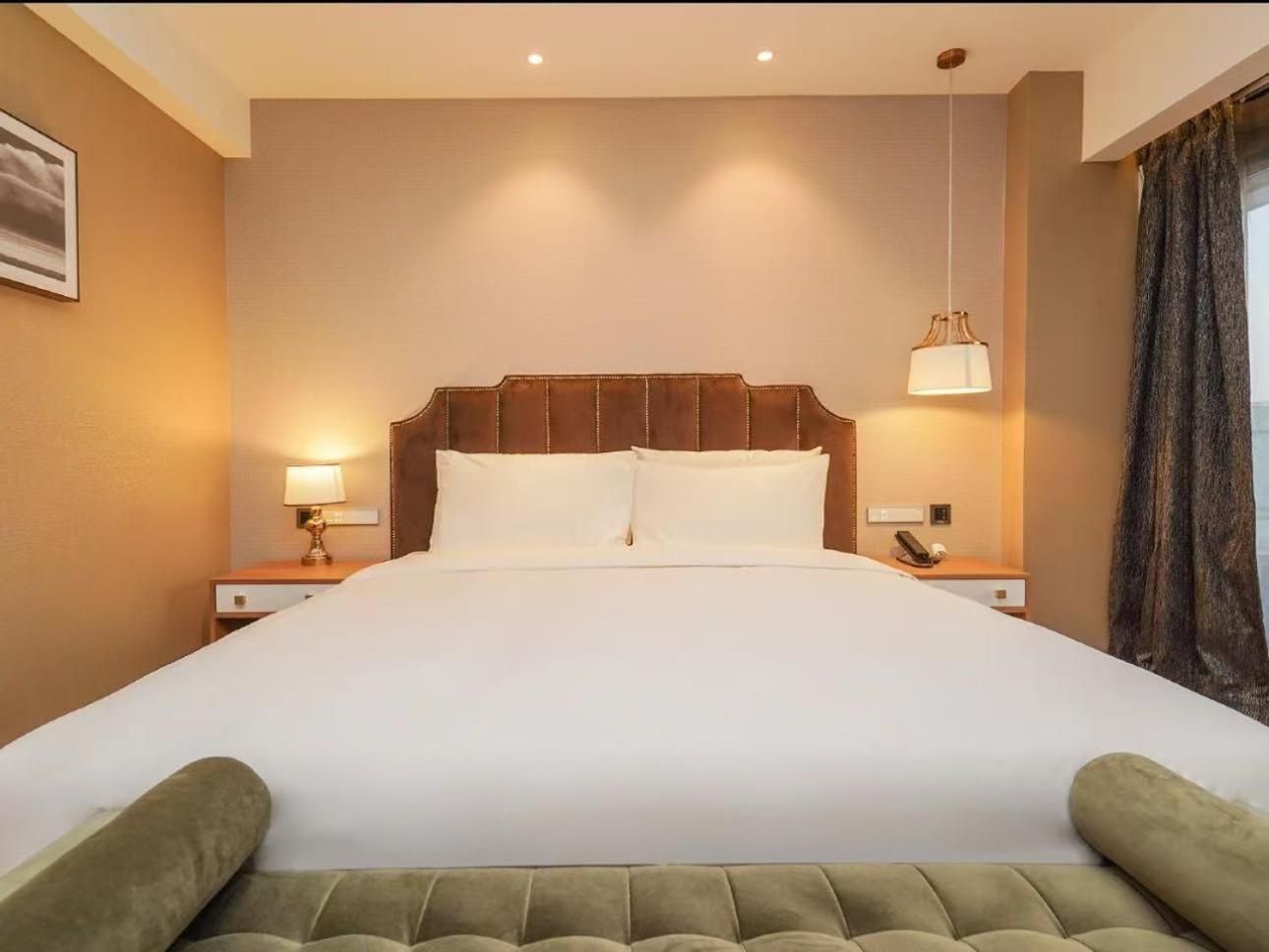 One-Bedroom Suite