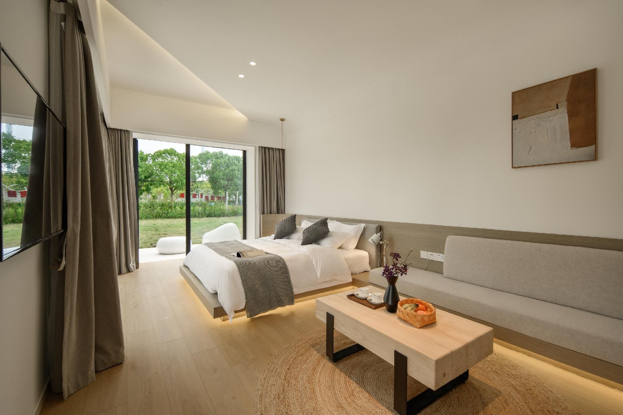  Grand One Bedroom, Forest View Villa with Private Pool 