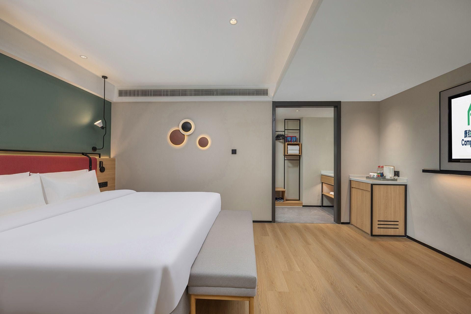 WH - Superior Bed Room