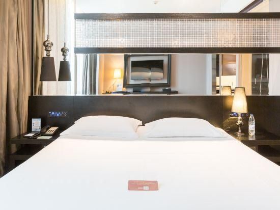 Business Double Room