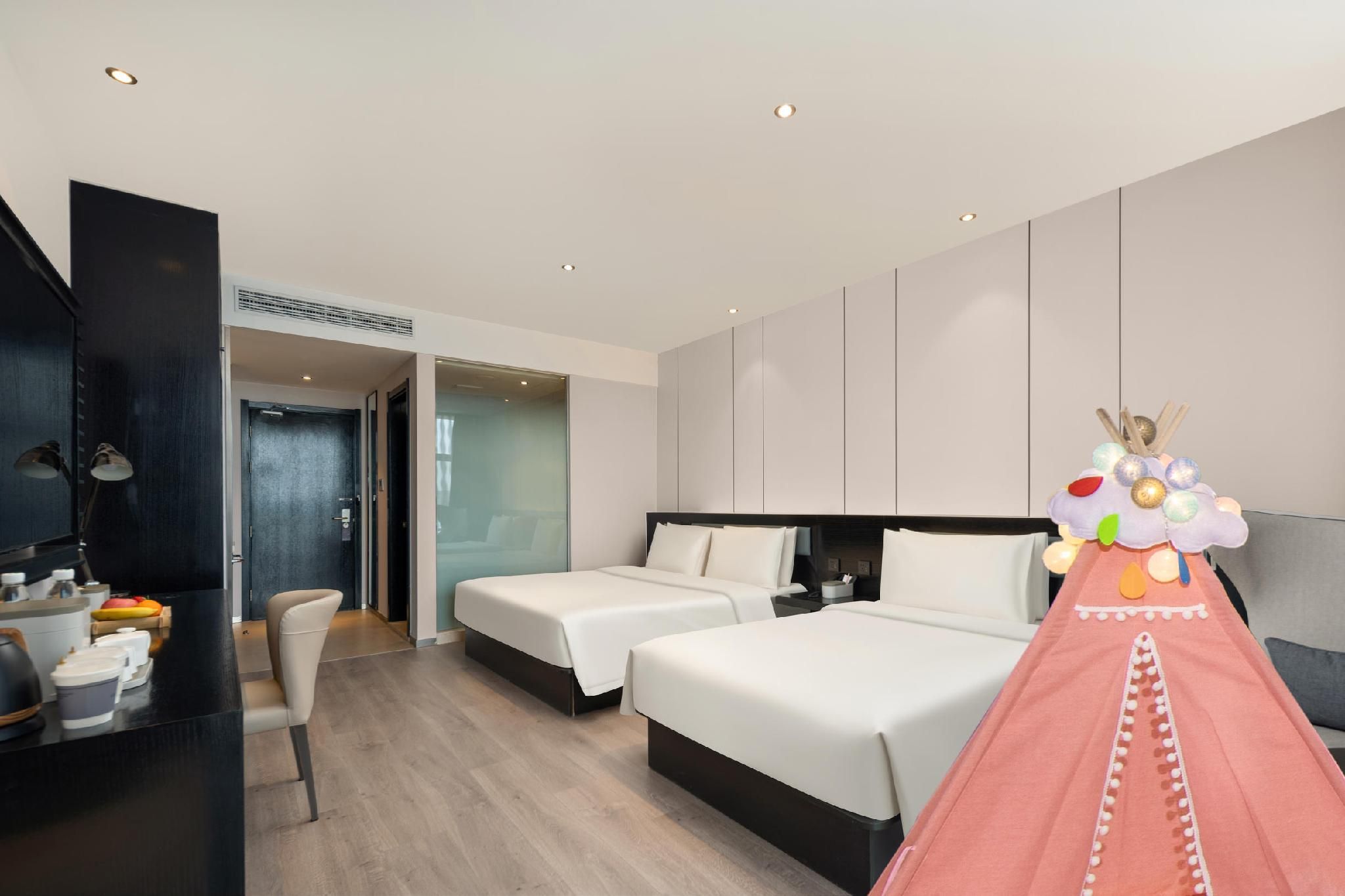 Executive Parent Kid Twin Room