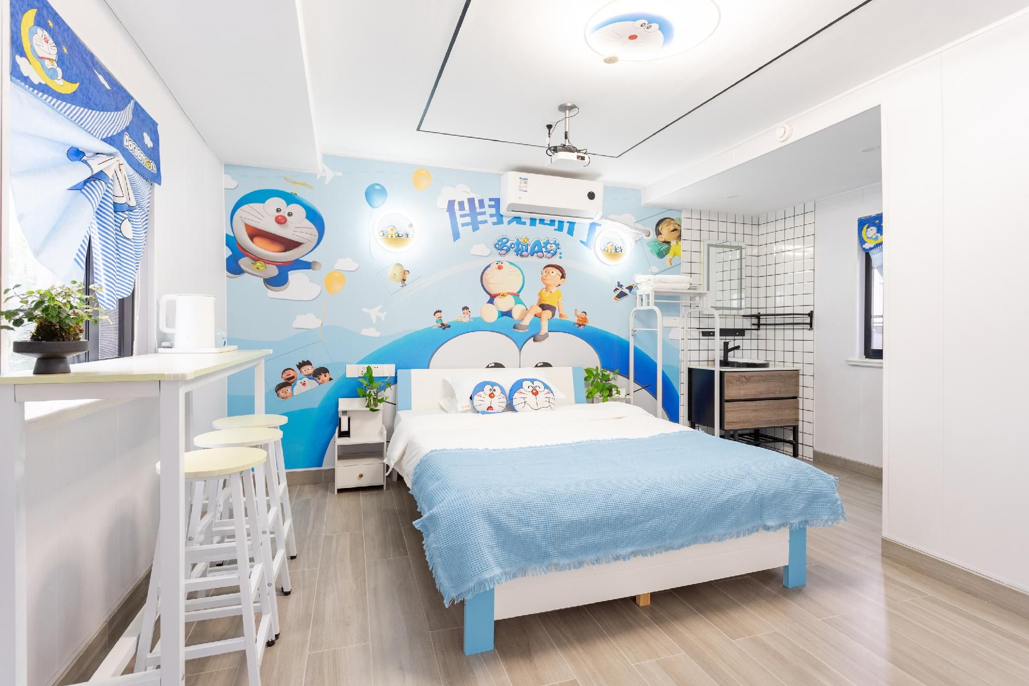 Queen Room with Air Conditioning