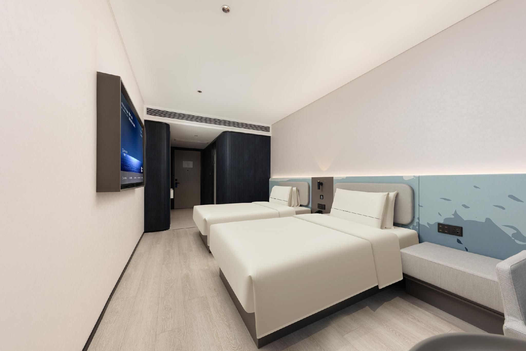 Standard Twin Bed Room