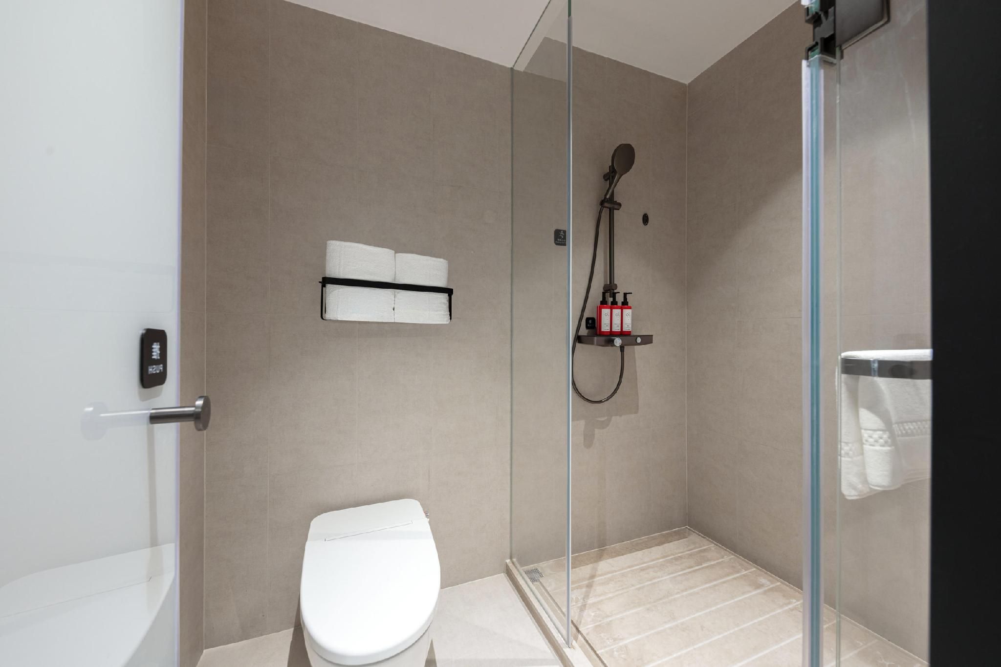 Atour - Select 1 Bed Room