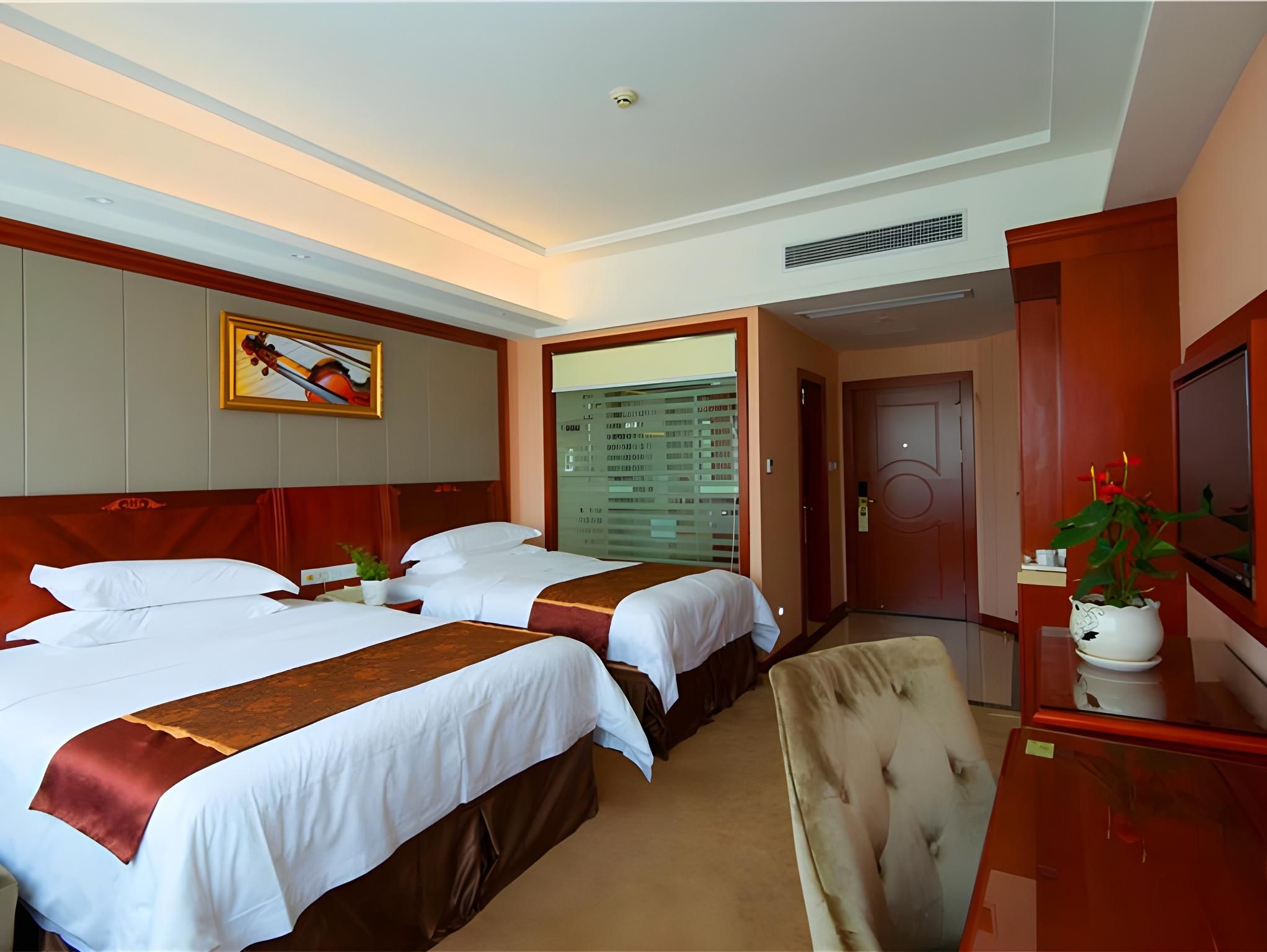 Deluxe Family Room