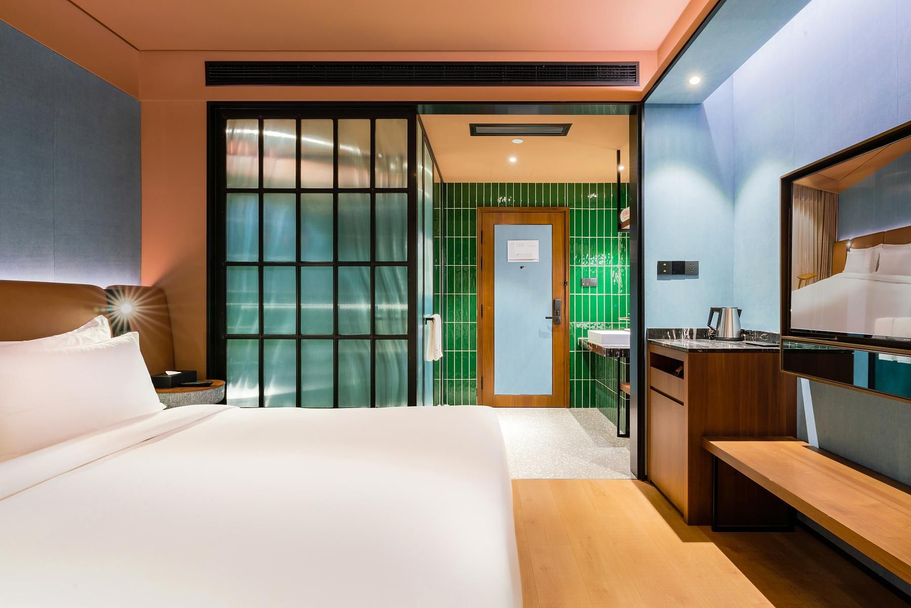 Huazhu - California Sunshine Superior 1 Bed Room