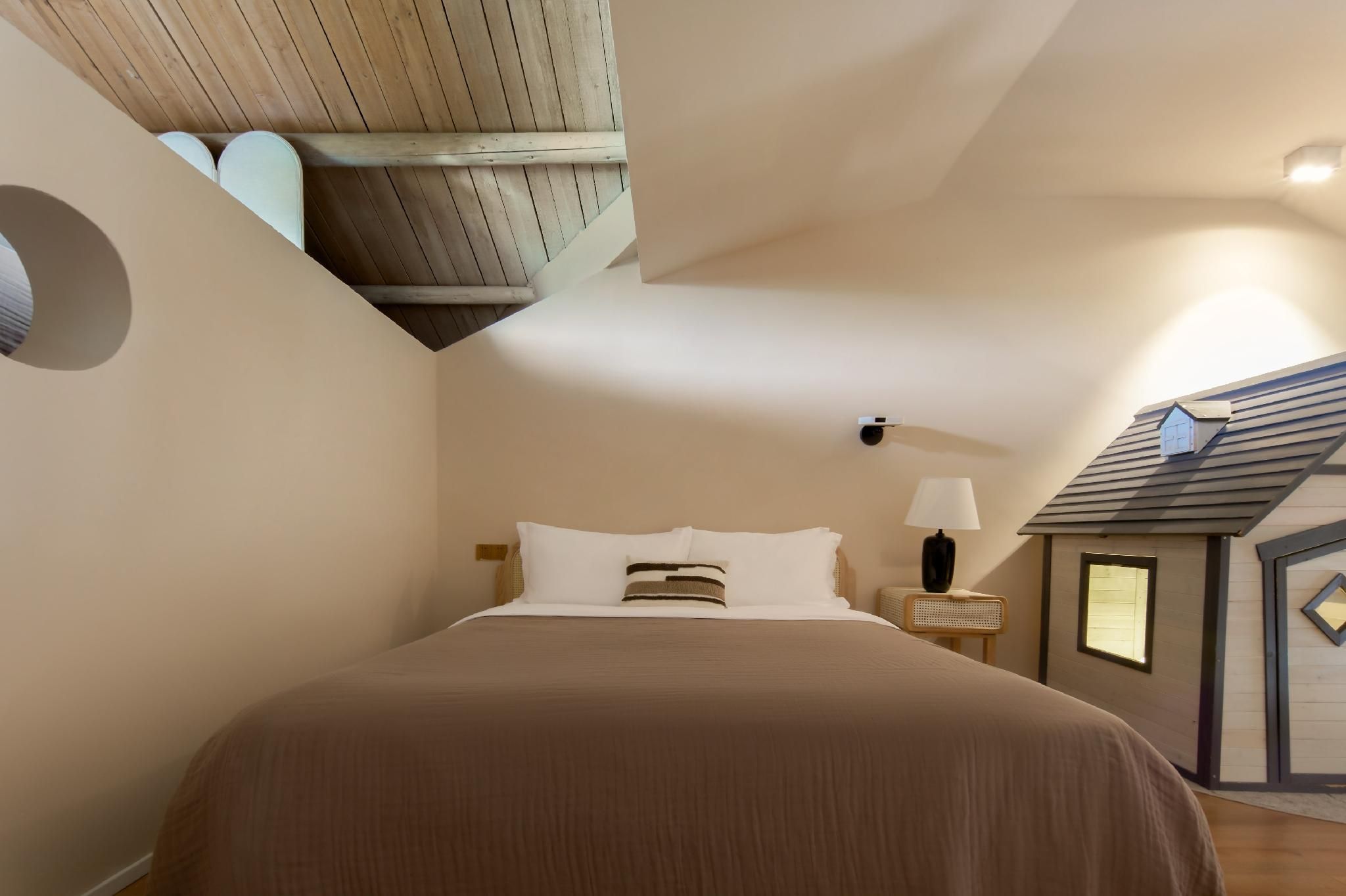 Family Slide Room