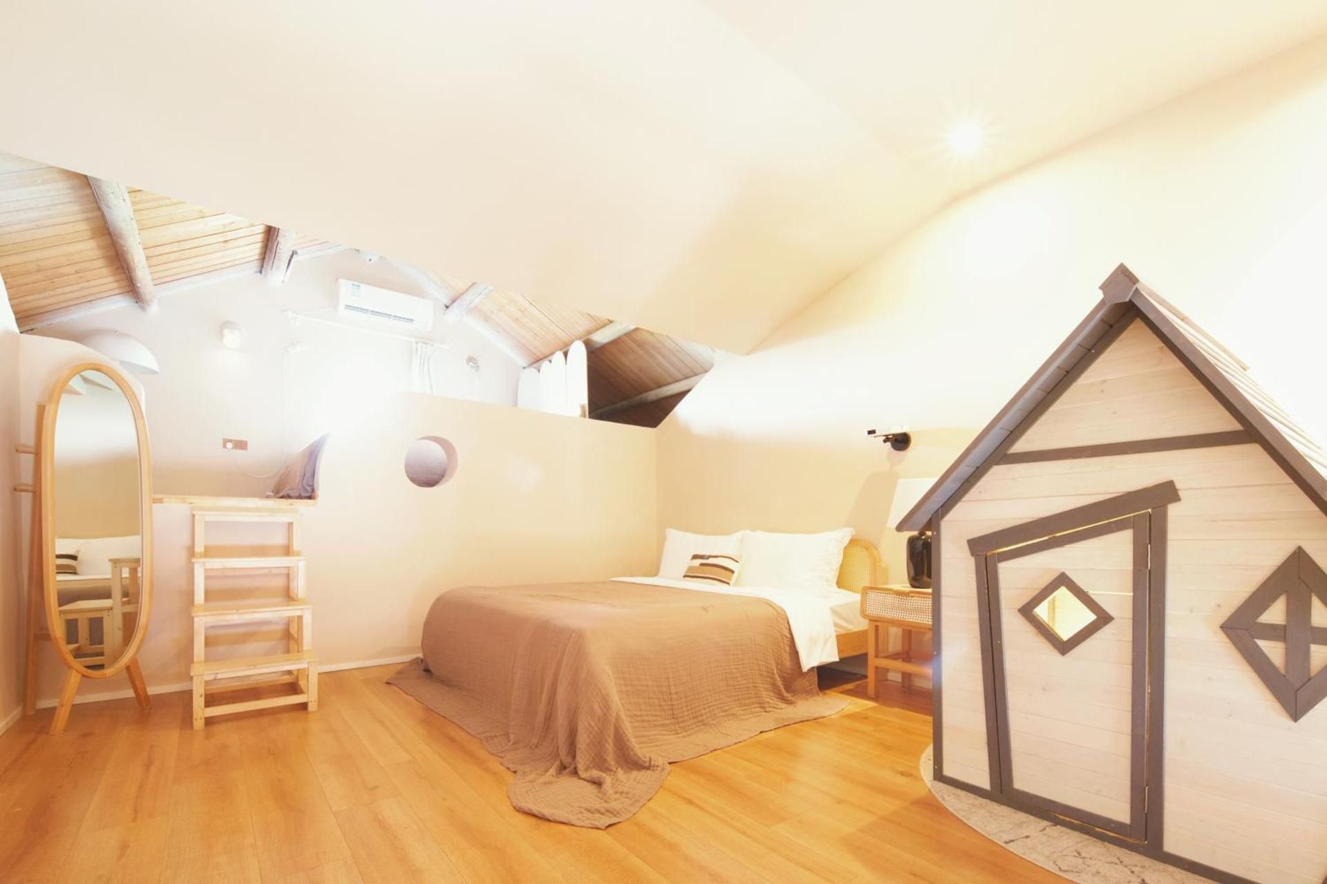 Cloud Loft Queen Bed